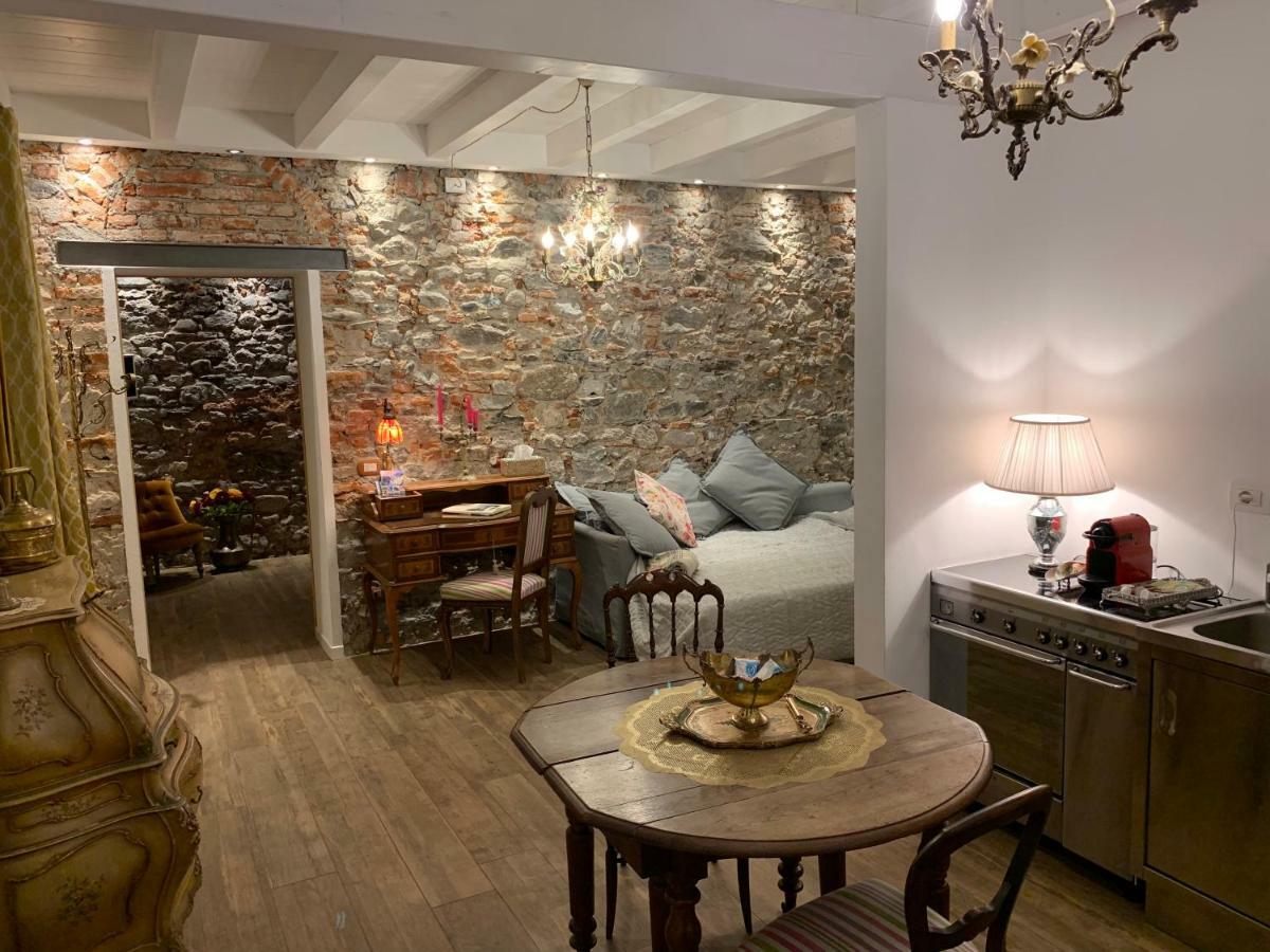 Il Giardino Segreto Arona, Charming Apartments Exterior foto
